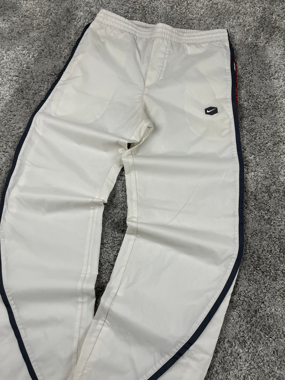 Nike Trackpant Vintage 2000s "White/Black" (S)