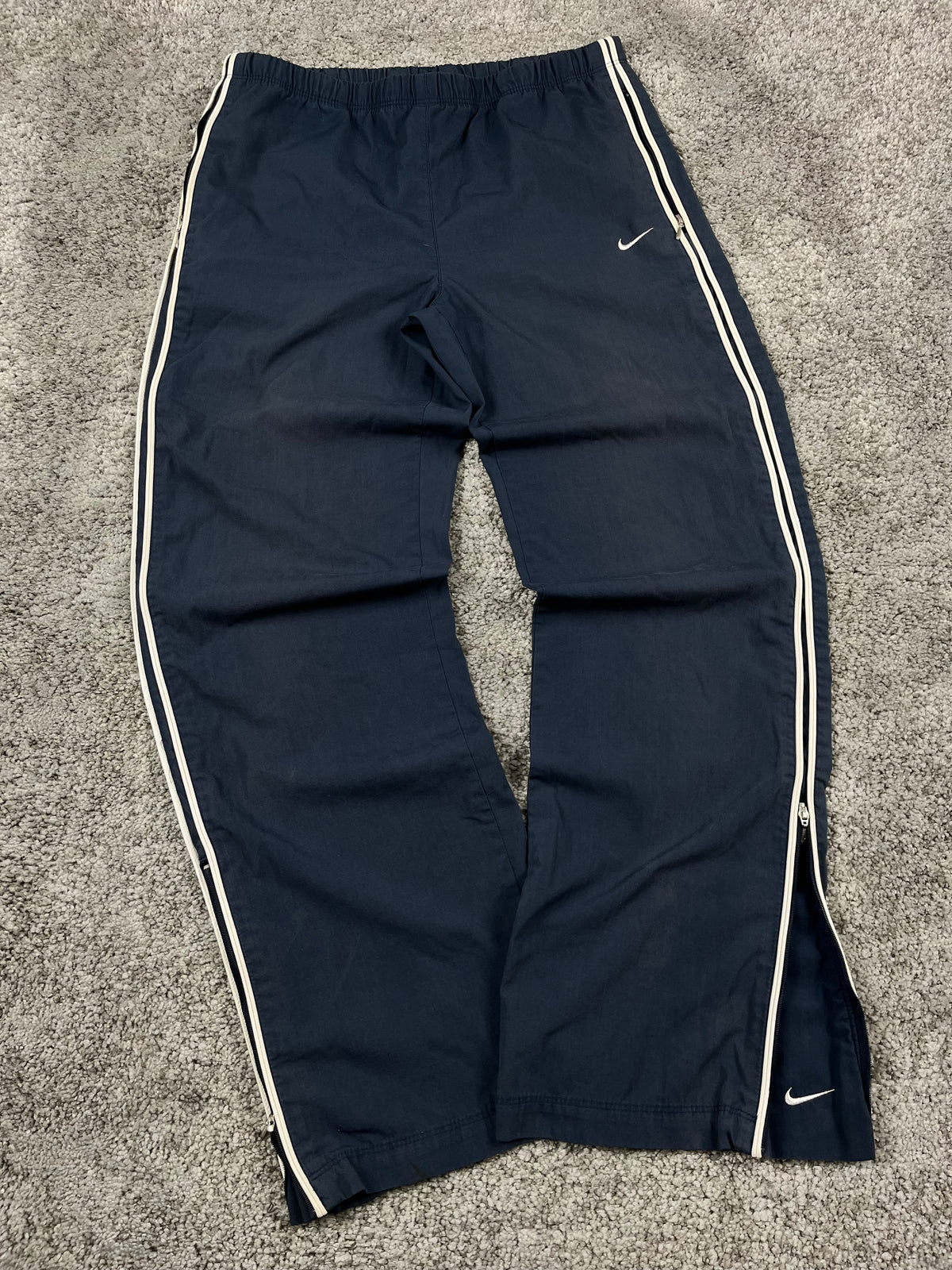 Nike Trackpant Vintage 2000s "Navy/White" (S)