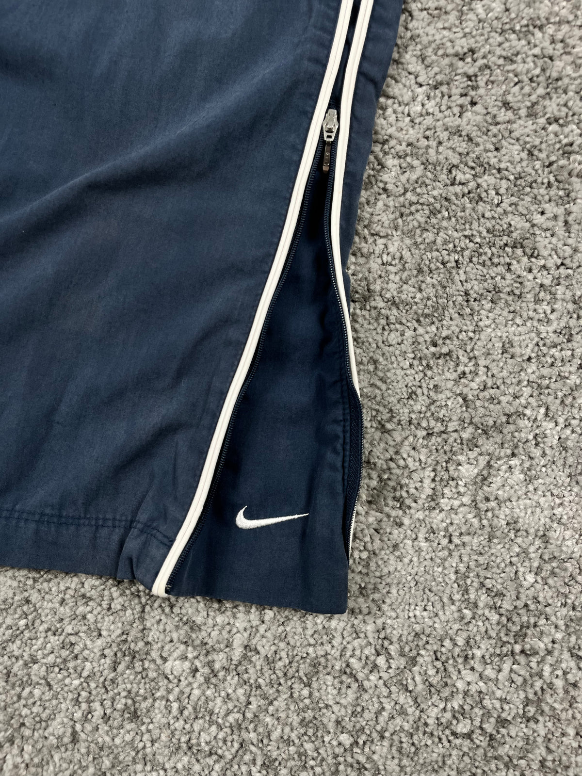Nike Trackpant Vintage 2000s "Navy/White" (S)