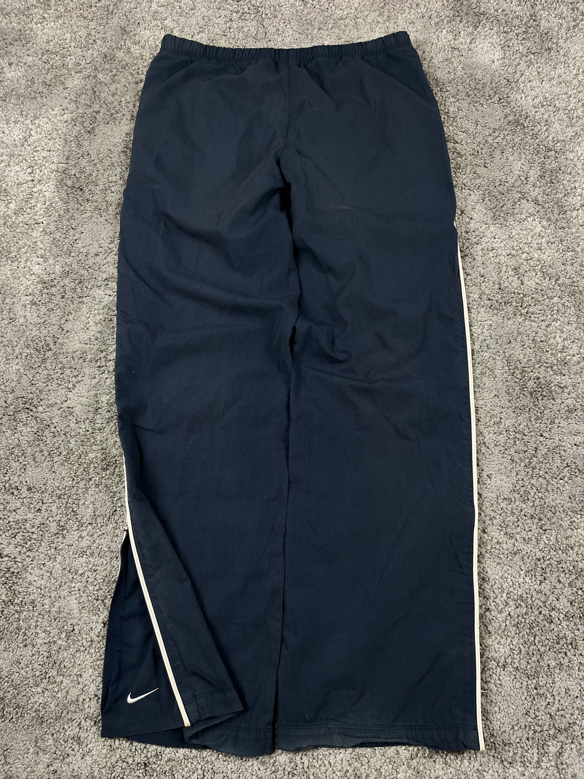 Nike Trackpant Vintage 2000s "Navy/White" (S)