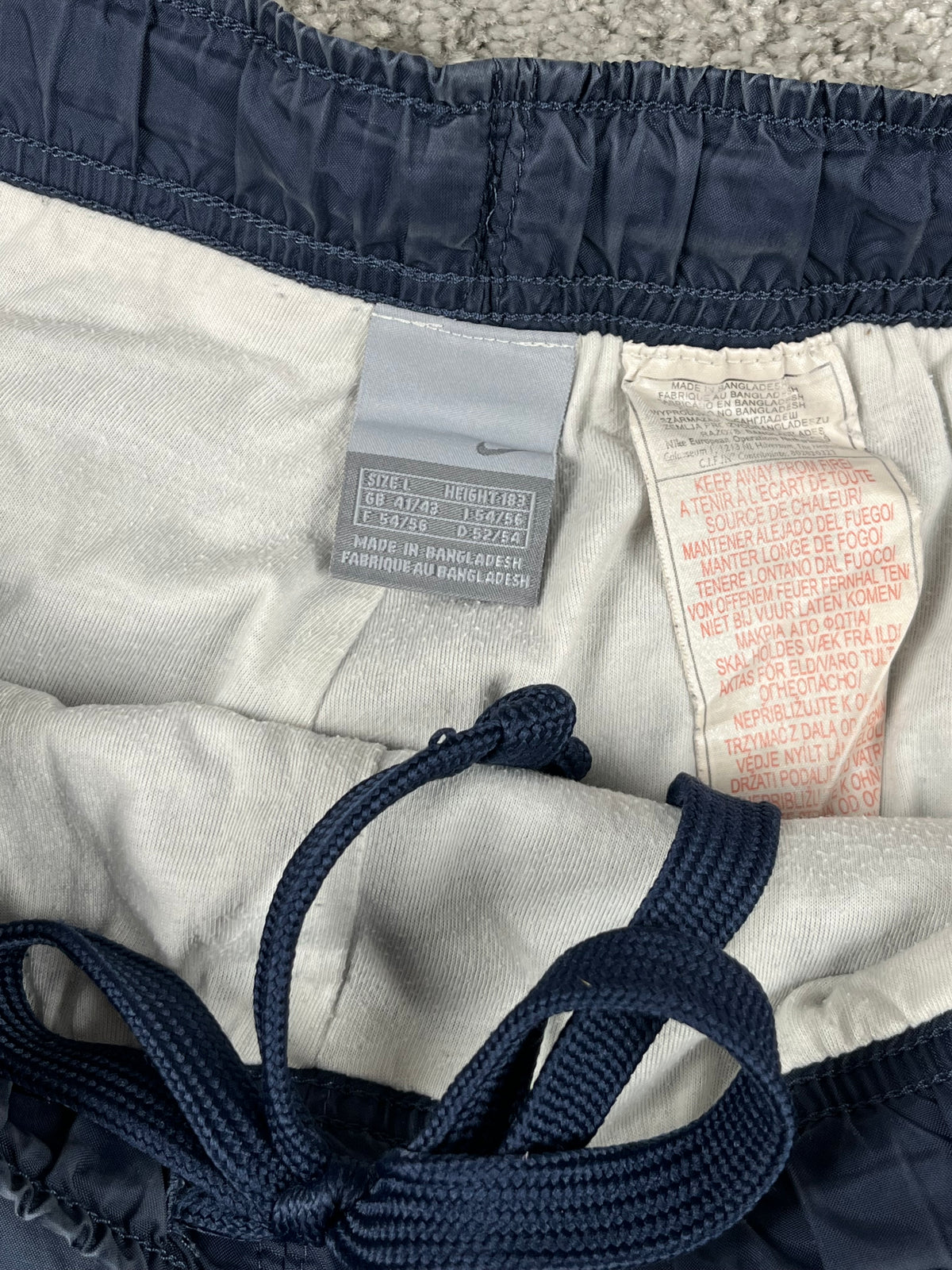 Nike Trackpant Vintage 2000s "Navy/White/Red" (L)