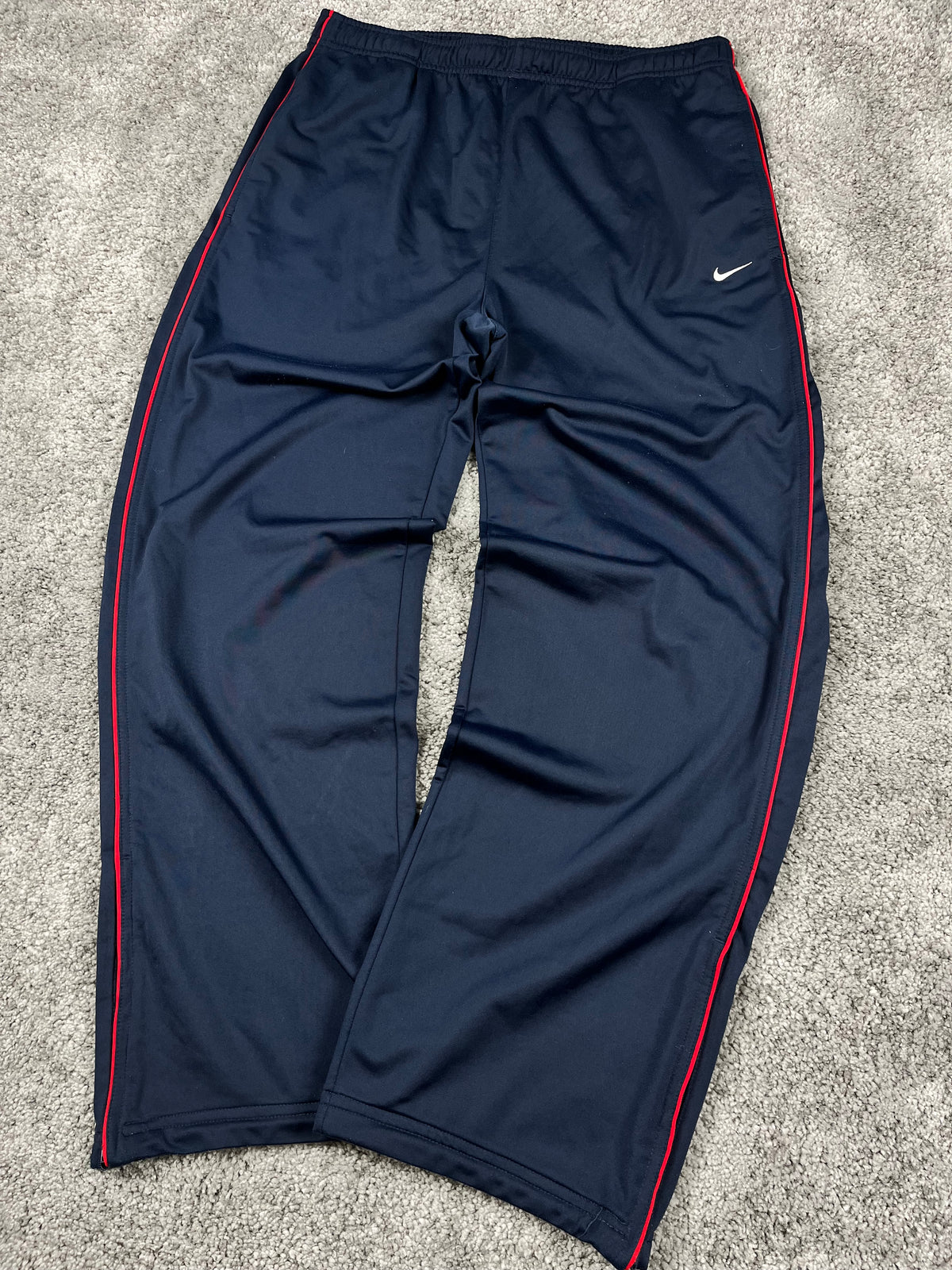 Nike Trackpant Vintage 2000s "Navy/Red" (XL)
