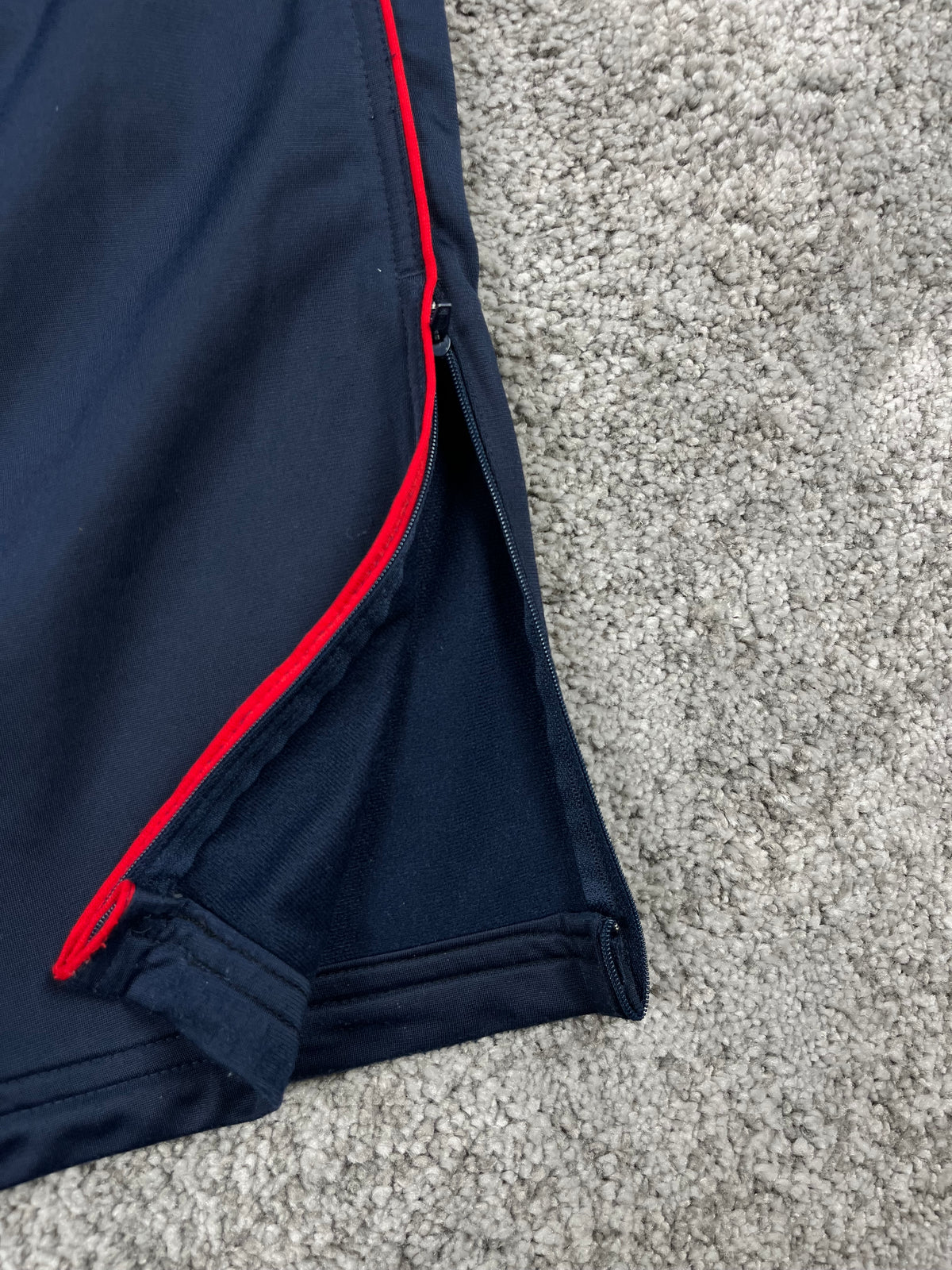 Nike Trackpant Vintage 2000s "Navy/Red" (XL)