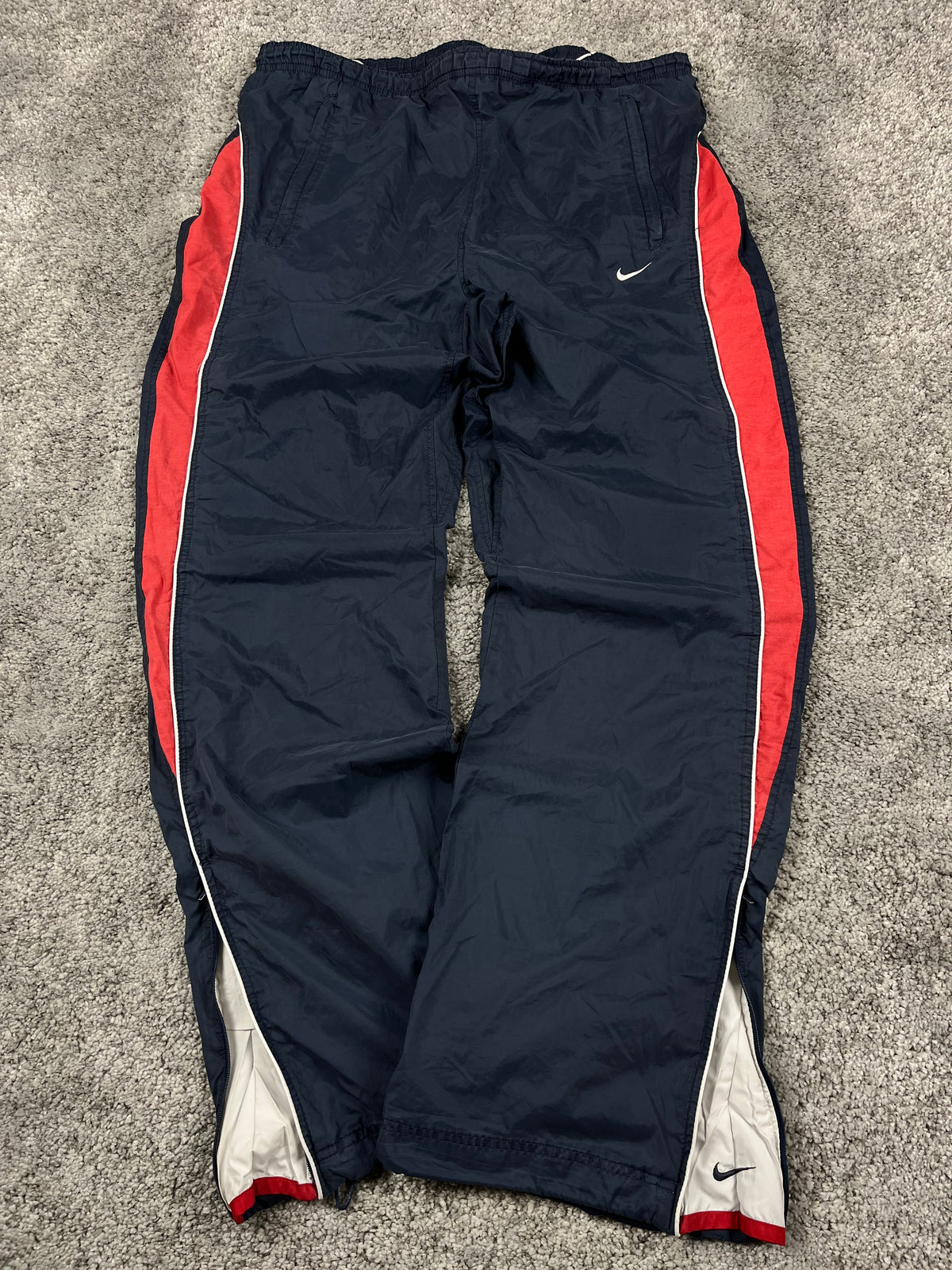 Nike Trackpant Vintage 2000s "Navy/Red" (XL)