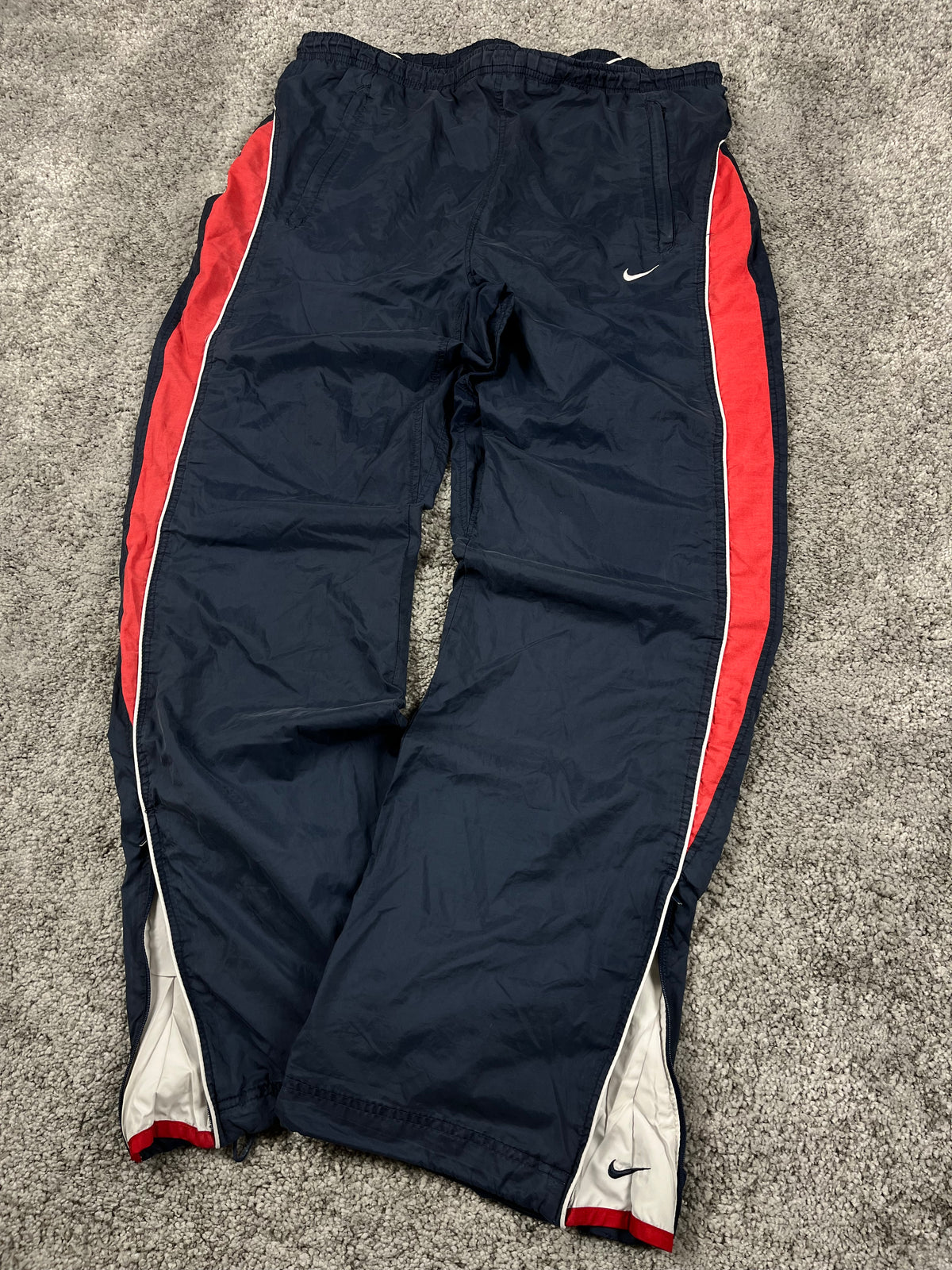 Nike Trackpant Vintage 2000s "Navy/Red" (XL)