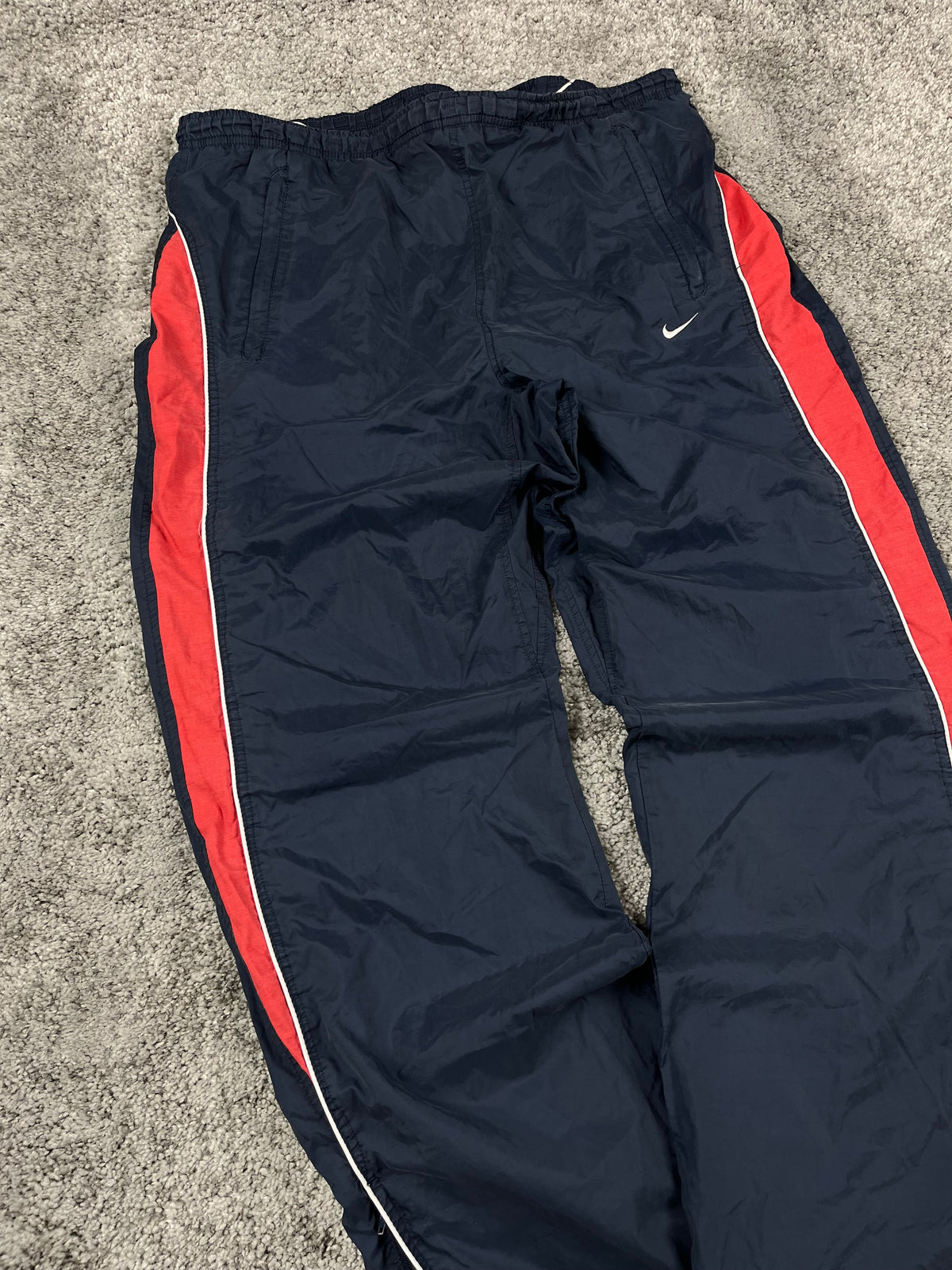 Nike Trackpant Vintage 2000s "Navy/Red" (XL)