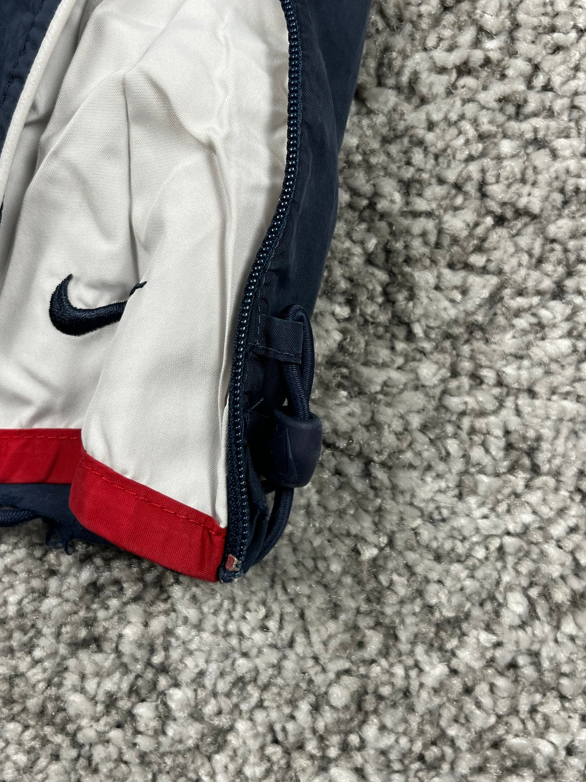 Nike Trackpant Vintage 2000s "Navy/Red" (XL)