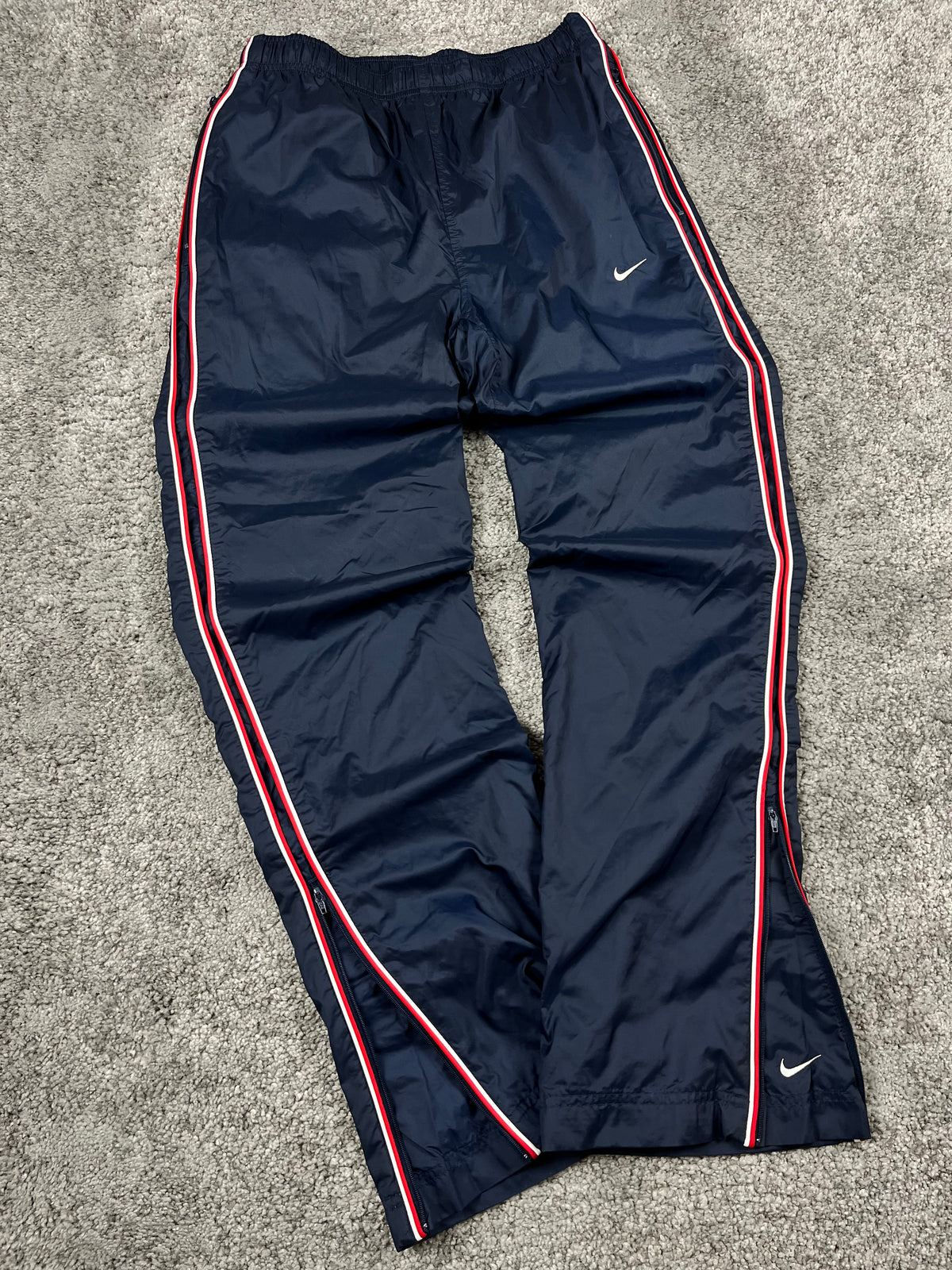 Nike Trackpant Vintage 2000s "Navy/White/Red" (S)