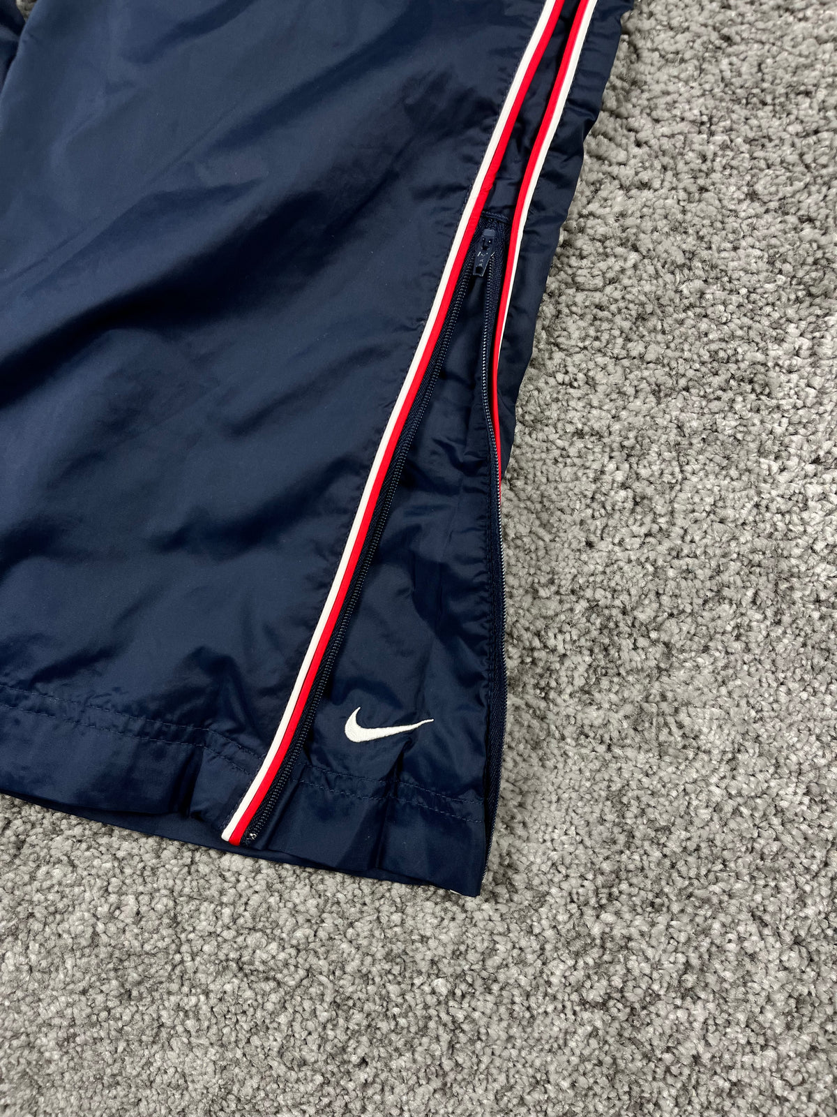 Nike Trackpant Vintage 2000s "Navy/White/Red" (S)