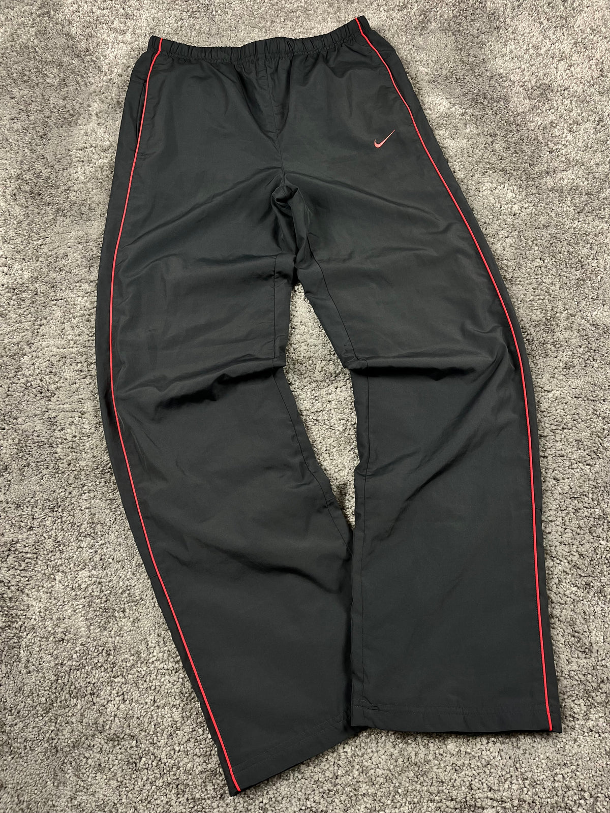 Nike Trackpant Vintage 2000s "Gray/Red" (S)