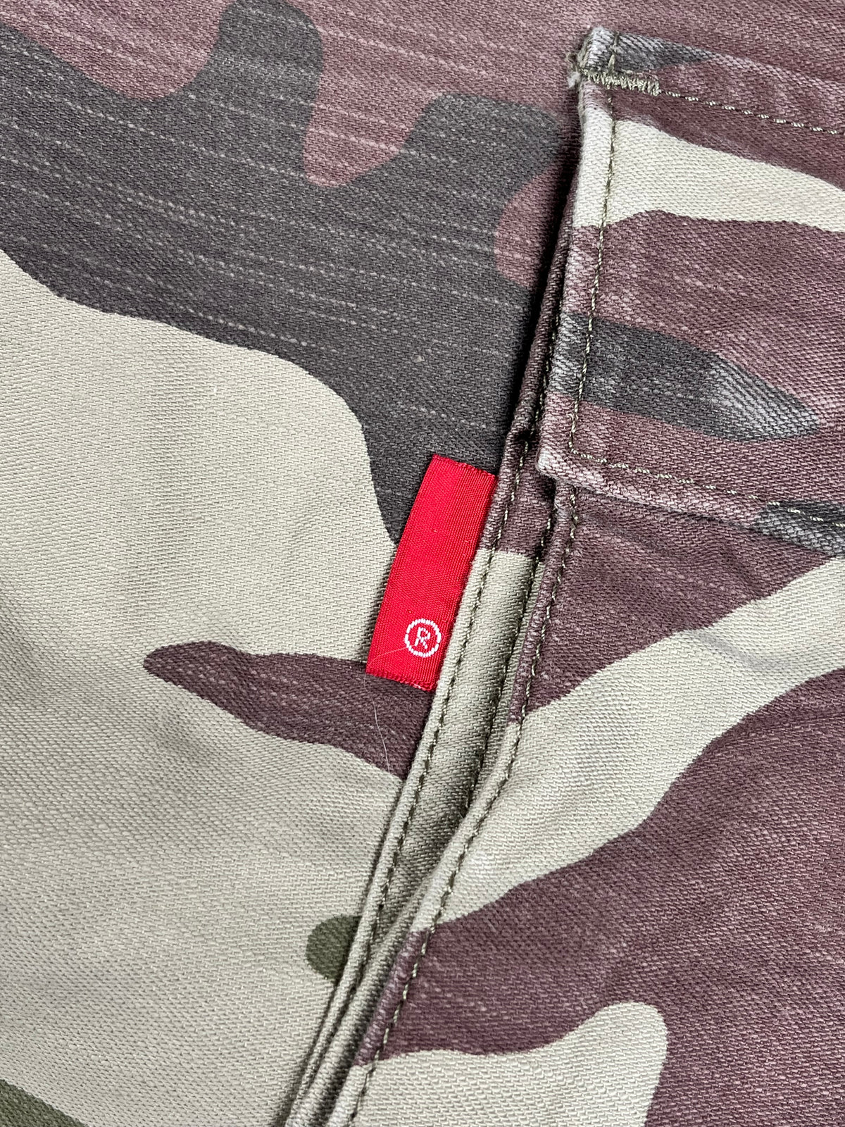 Levi's Premium Cargo Pants Vintage Y2K 2000S "Military Camo" (32/42)