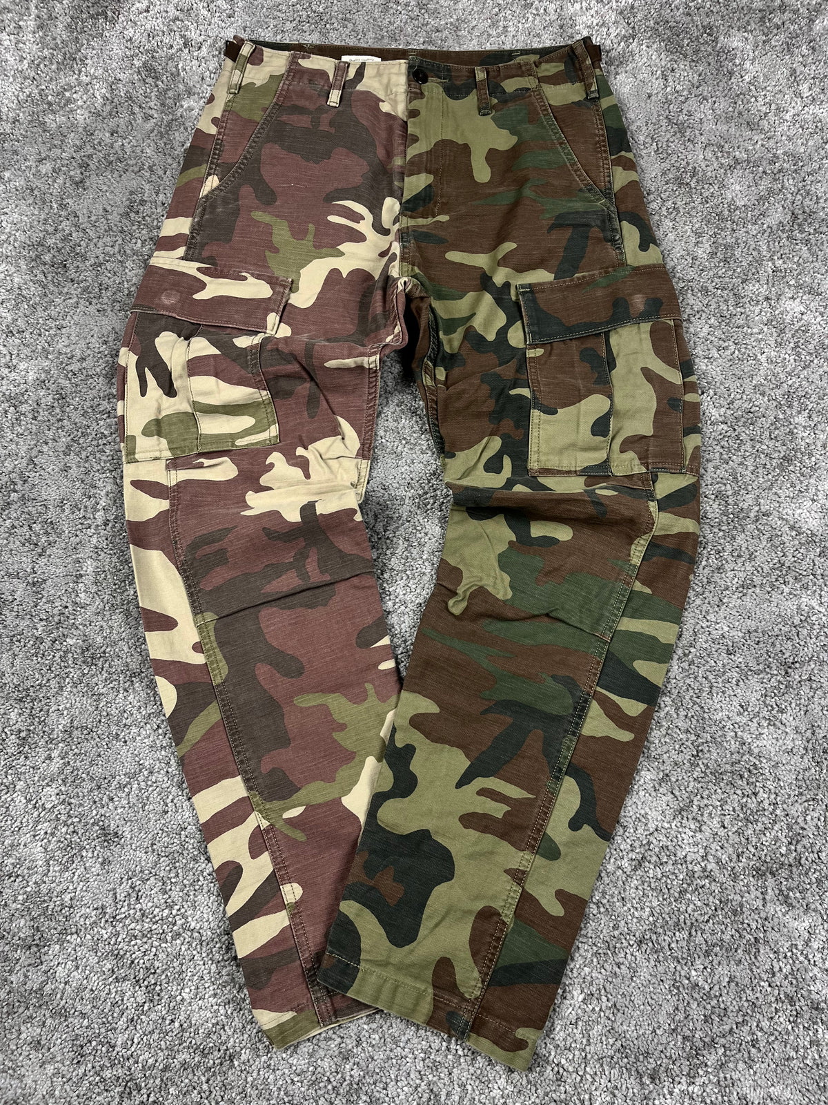 Levi's Premium Cargo Pants Vintage Y2K 2000S "Military Camo" (32/42)