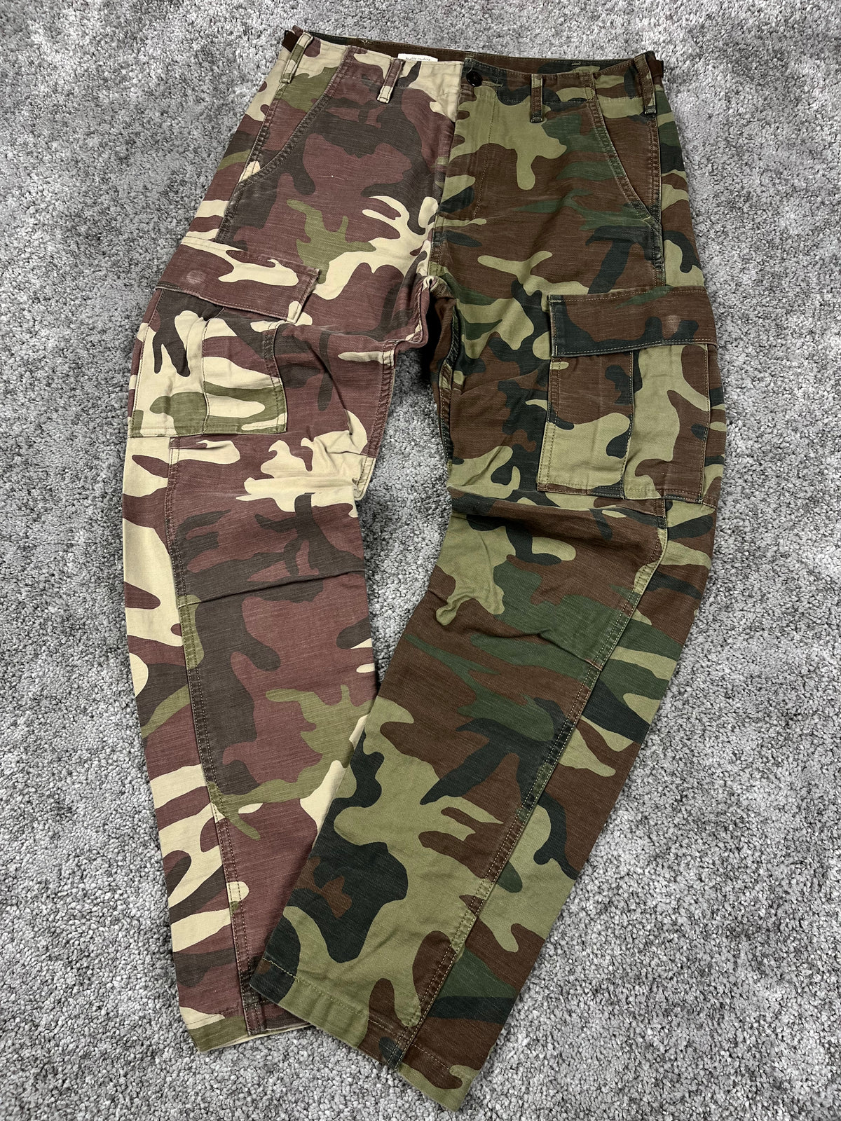 Levi's Premium Cargo Pants Vintage Y2K 2000S "Military Camo" (32/42)