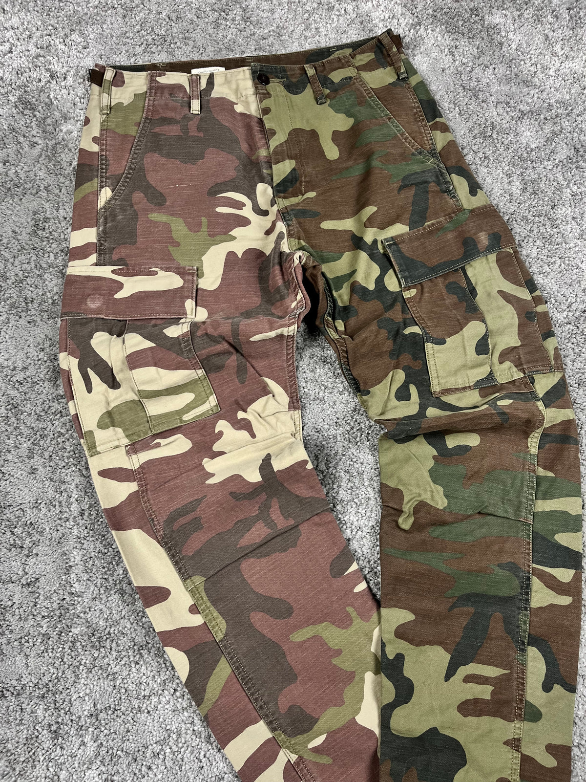 Levi's Premium Cargo Pants Vintage Y2K 2000S "Military Camo" (32/42)
