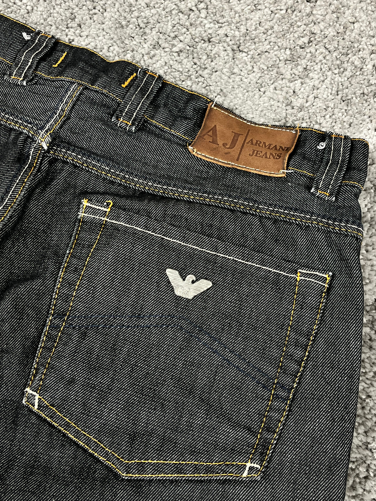 Armani Jeans Raw Denim Jeans Vintage Y2K 2000S "Raw Denim" (32/42)