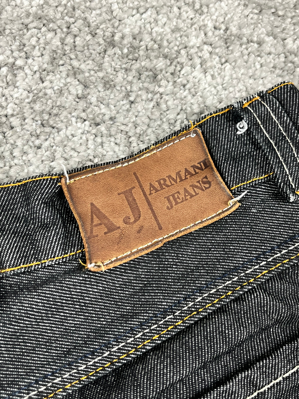 Armani Jeans Raw Denim Jeans Vintage Y2K 2000S "Raw Denim" (32/42)