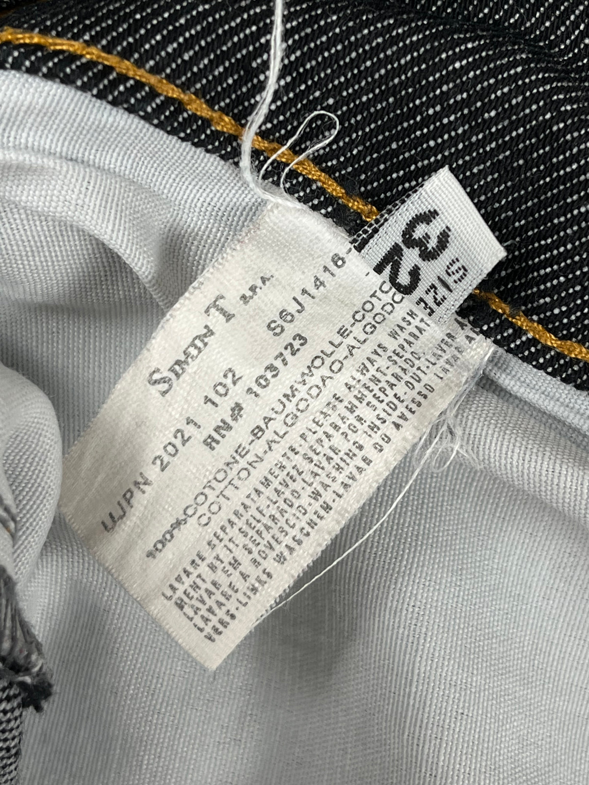 Armani Jeans Raw Denim Jeans Vintage Y2K 2000S "Raw Denim" (32/42)