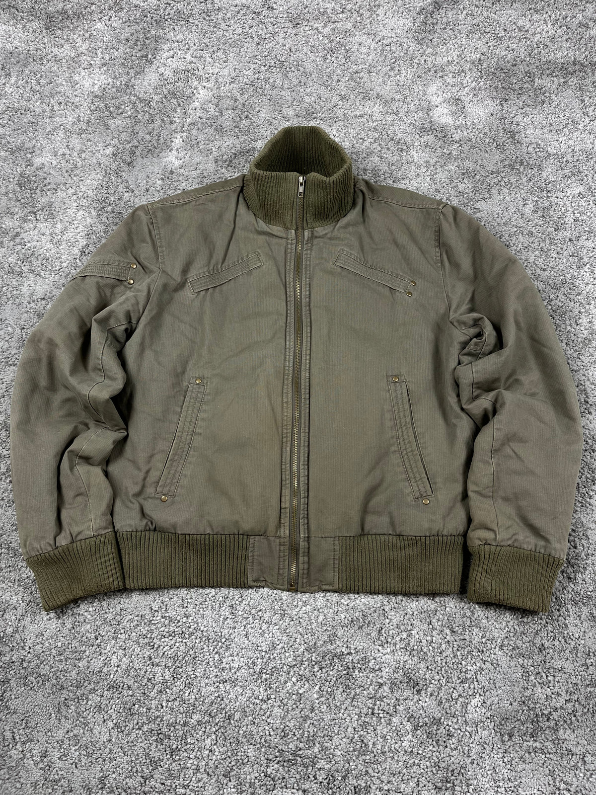 Chaqueta bomber Clockhouse vintage Y2K años 2000 «Verde oliva» (M)
